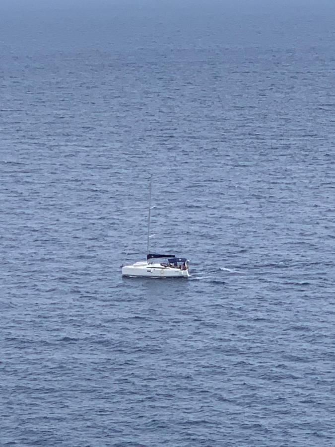 La Porta Delle Eolie Lejlighed Capo dʼOrlando Eksteriør billede